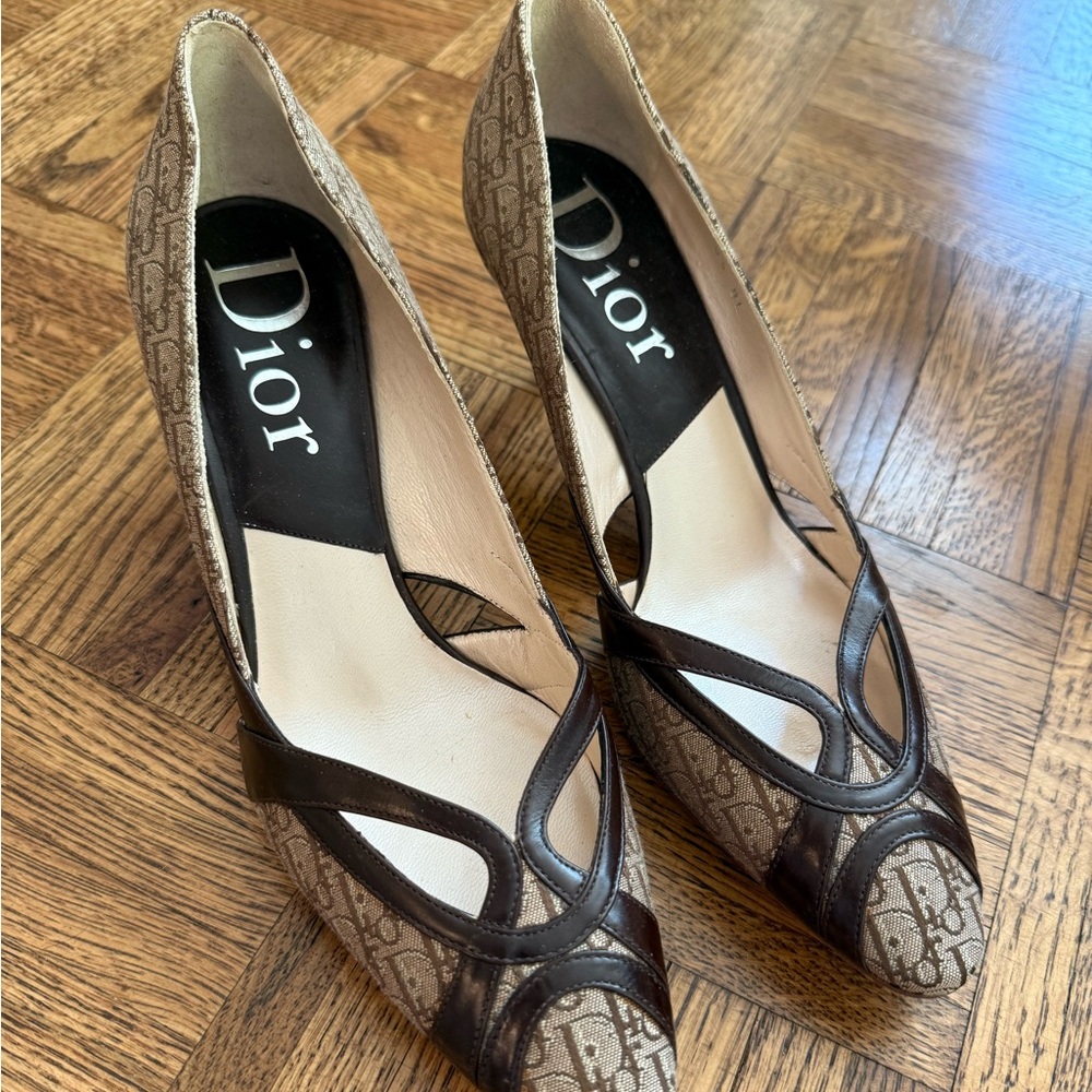 Dior Brown Kittenheels